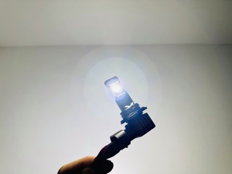 Żarówki samochodowe led HB4 9006 HYBRID Canbus światła mijania drogowe 12v