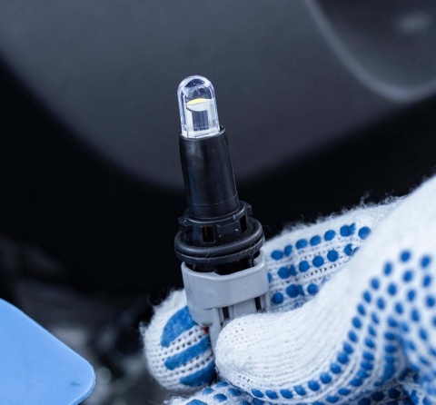 2x Żarówka LED W5W R10 T10 W3W clear COB biała komplet postojówki 12v