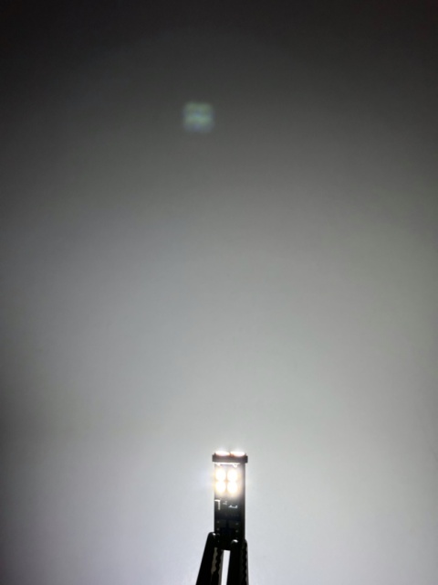 2x Żarówka samochodowa 12 LED W5W T10 R10 CanBus postój biała SMD 12v 24v