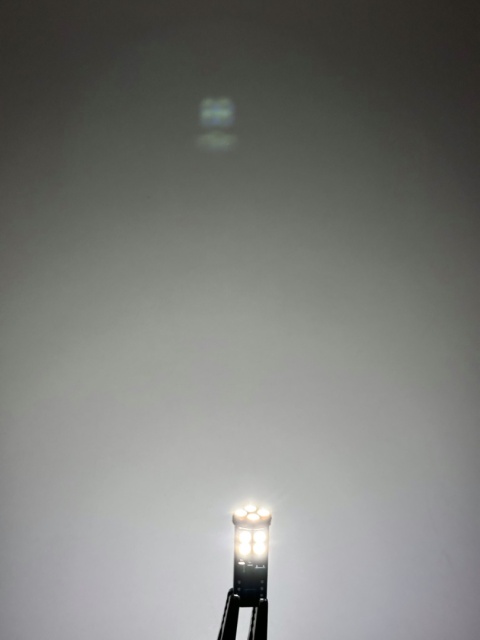 2x Żarówka samochodowa 12 LED W5W T10 R10 CanBus postój biała SMD 12v 24v