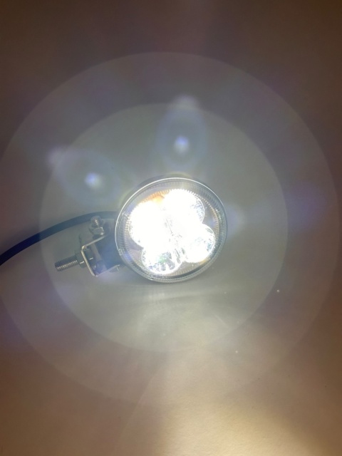 Lampa dalekosiężna 4 LED okrągła mała szperacz skupiający światło 12V 24V