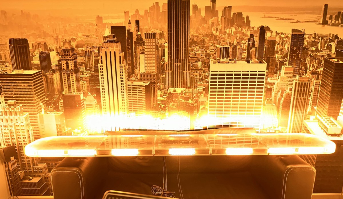 Jak legalnie używać oświetlenia ostrzegawczego pomarańczowego w Polsce? FAQ