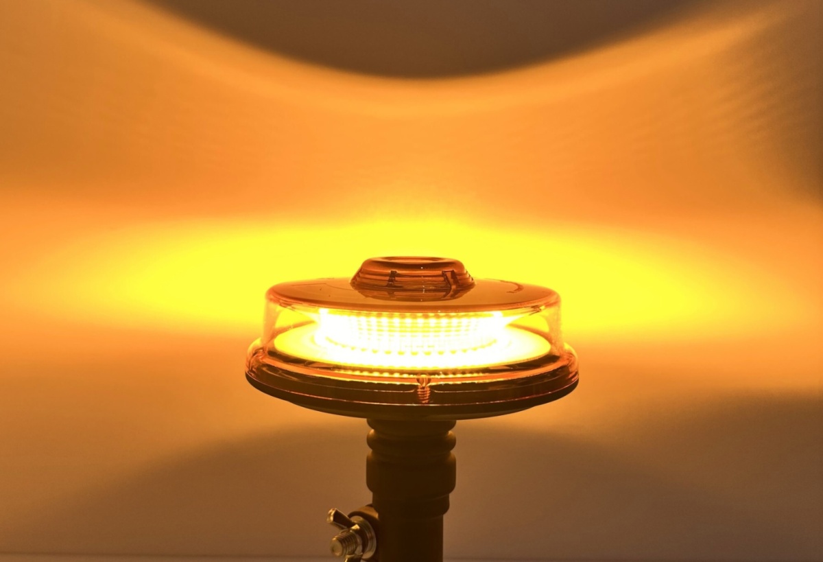 Kogut LED UFO na trzpień 12/24 V – skuteczna lampa ostrzegawcza