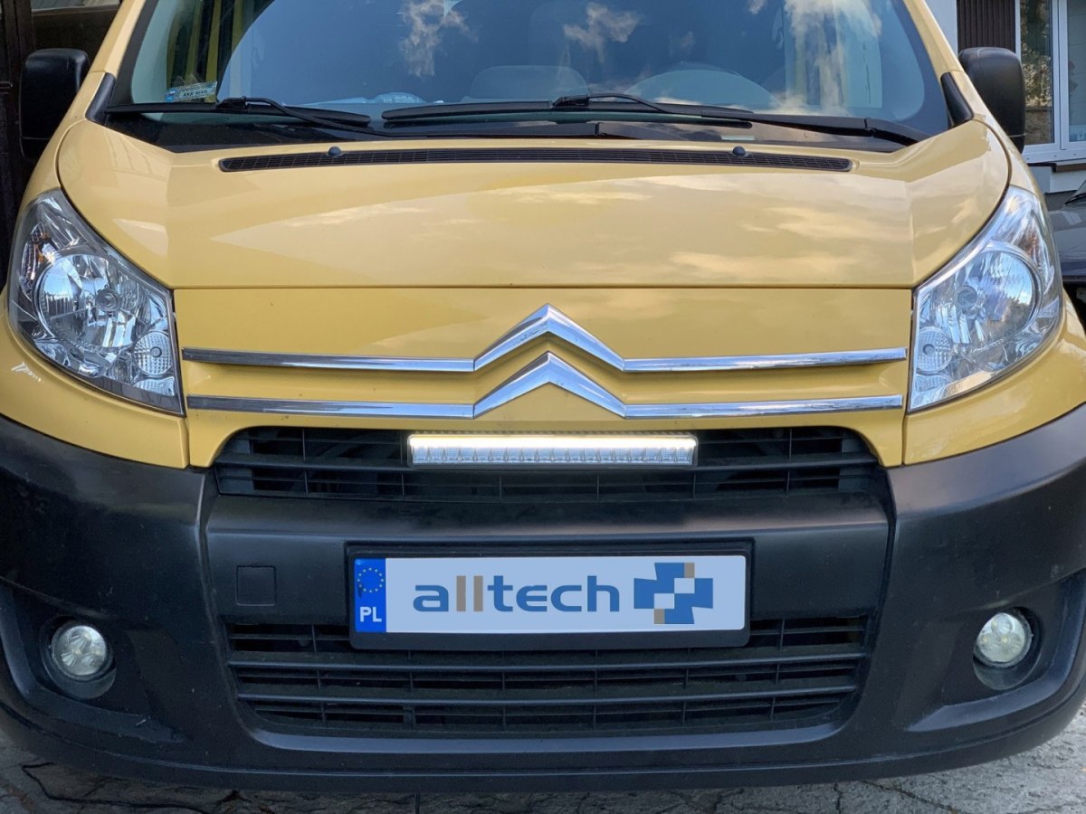 Czy można montować do auta dodatkowe lampy LED świateł drogowych?