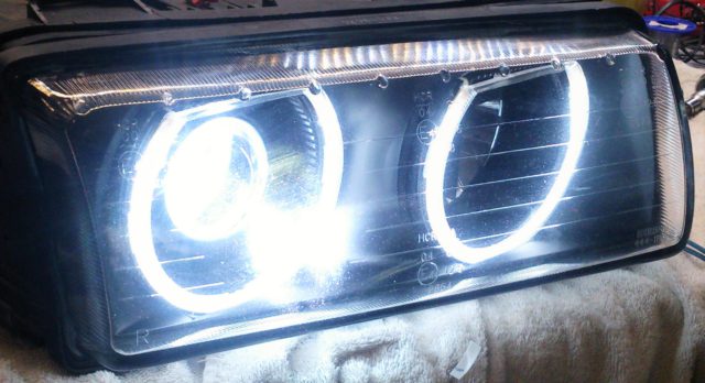 Customowa modyfikacja lamp BMW E36 Depo black