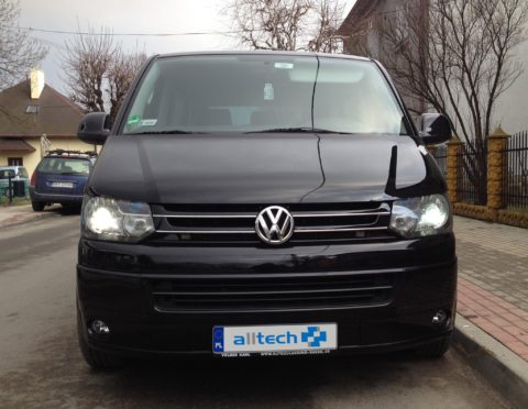 Volkswagen T5 po lifcie - lampy bixenon soczewkowe